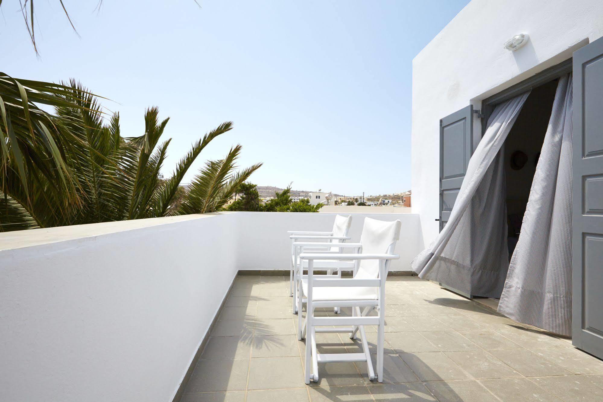 Fenix Hotel Perissa  Exterior foto